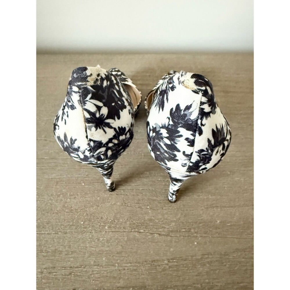 Vince Camuto d'Orsay Halona Pump in Black and White Floral Fabric Size 6.5 - Picture 3 of 6